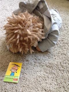 Zigarettenqualm lagert sich in Teppichböden ab und gefährdet Babys und Kleinkinder 