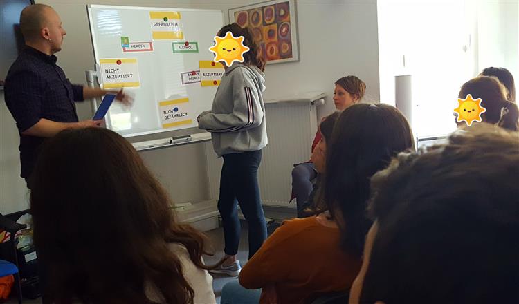 Bei der Arbeit mit Jugendlichen