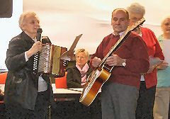 Bier her oder ich fall´um, juche!