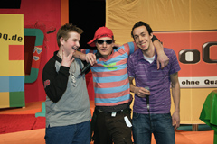 Die Gewinner des 1. Preises (Altersgruppe C) "Trickster & Lafci" aus Moers mit Richie 