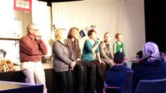 Reflexionsgespräch im Anschluss mit den Schauspielern/innen